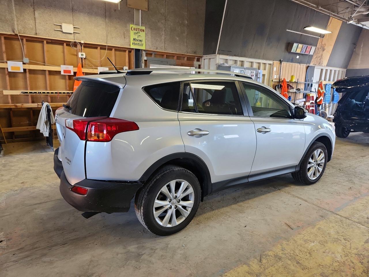 2014 TOYOTA RAV4