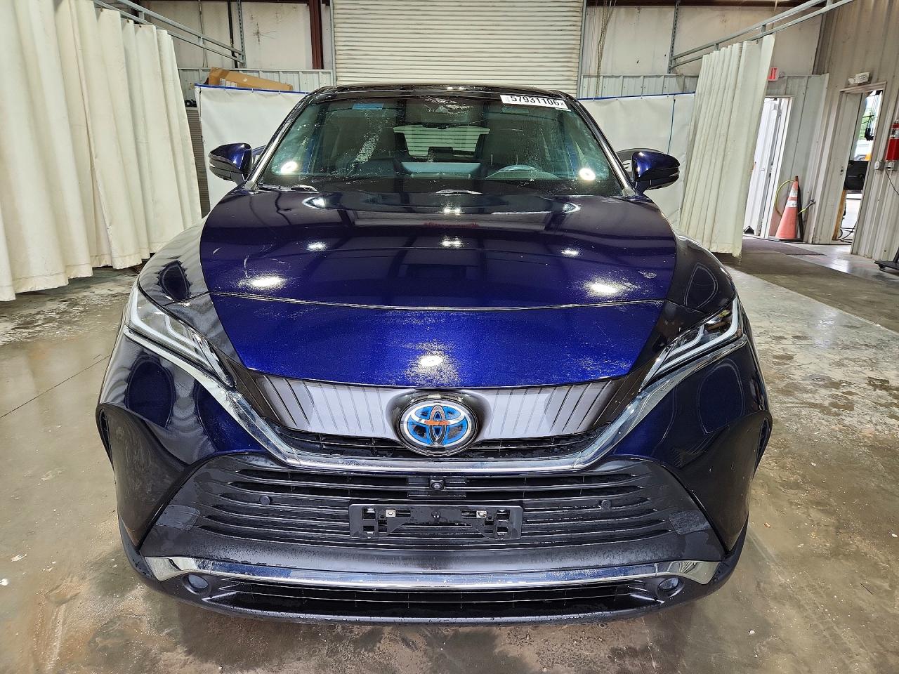 2021 TOYOTA VENZA