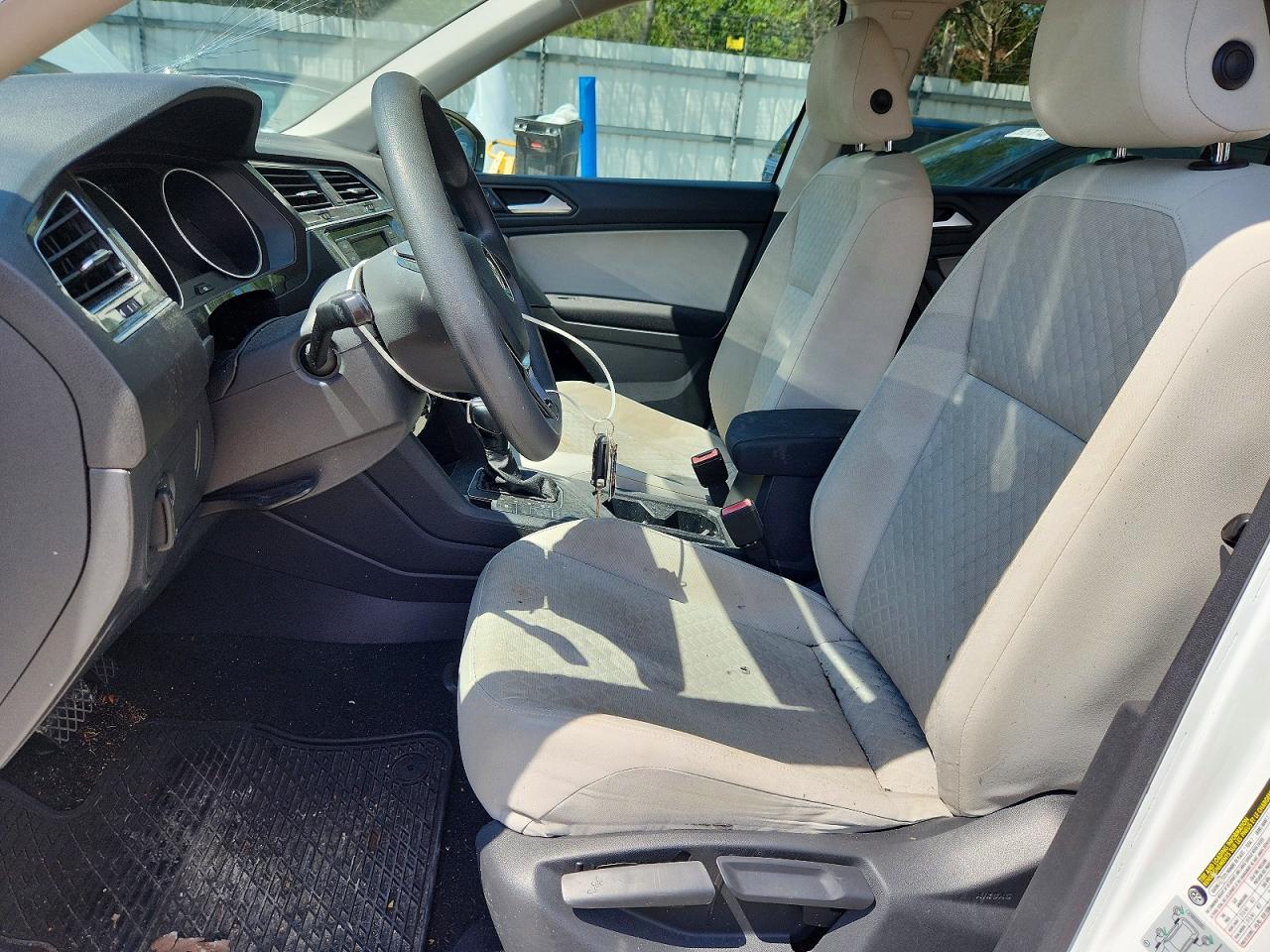 2019 VOLKSWAGEN TIGUAN