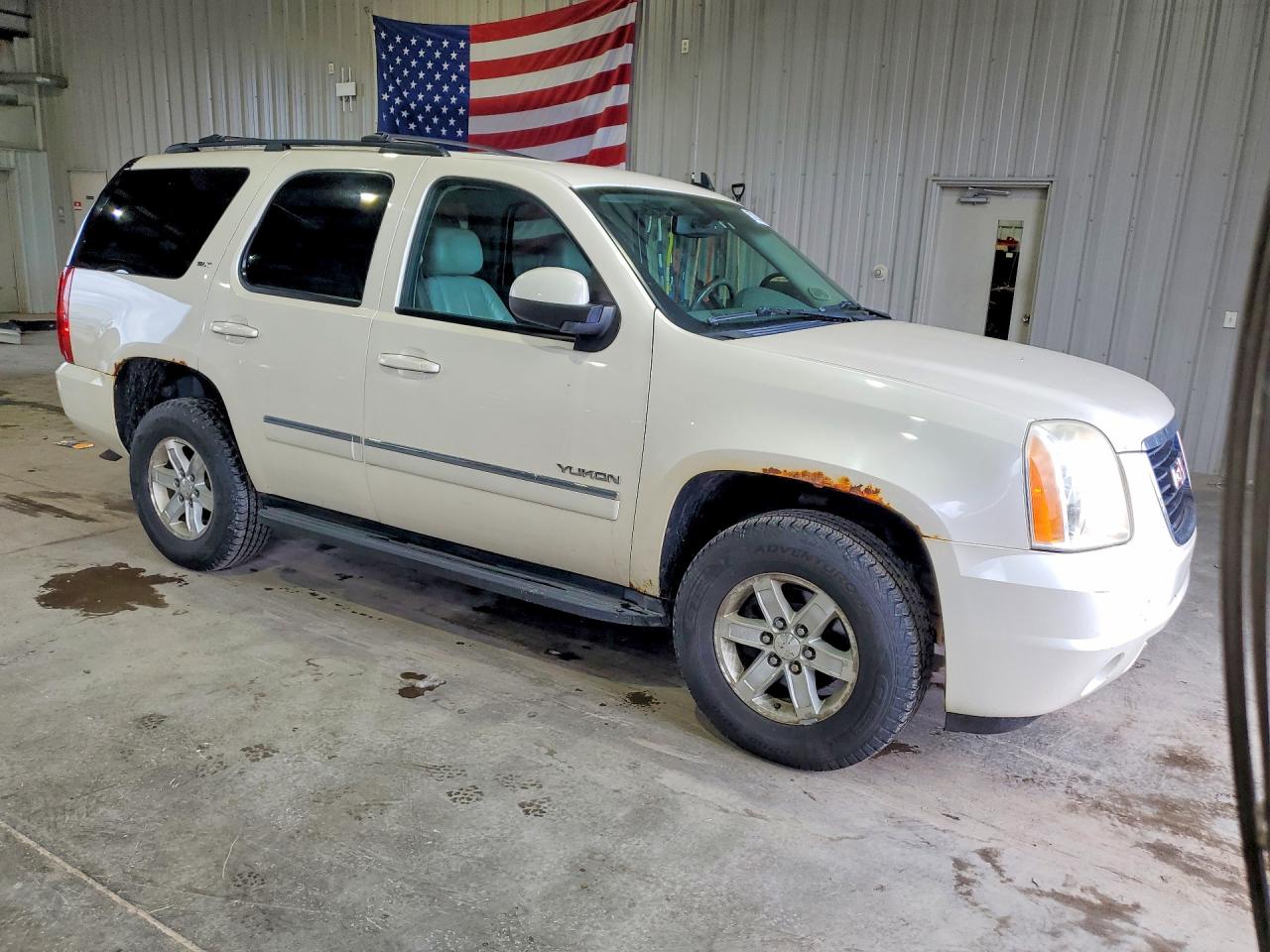 2012 GMC YUKON