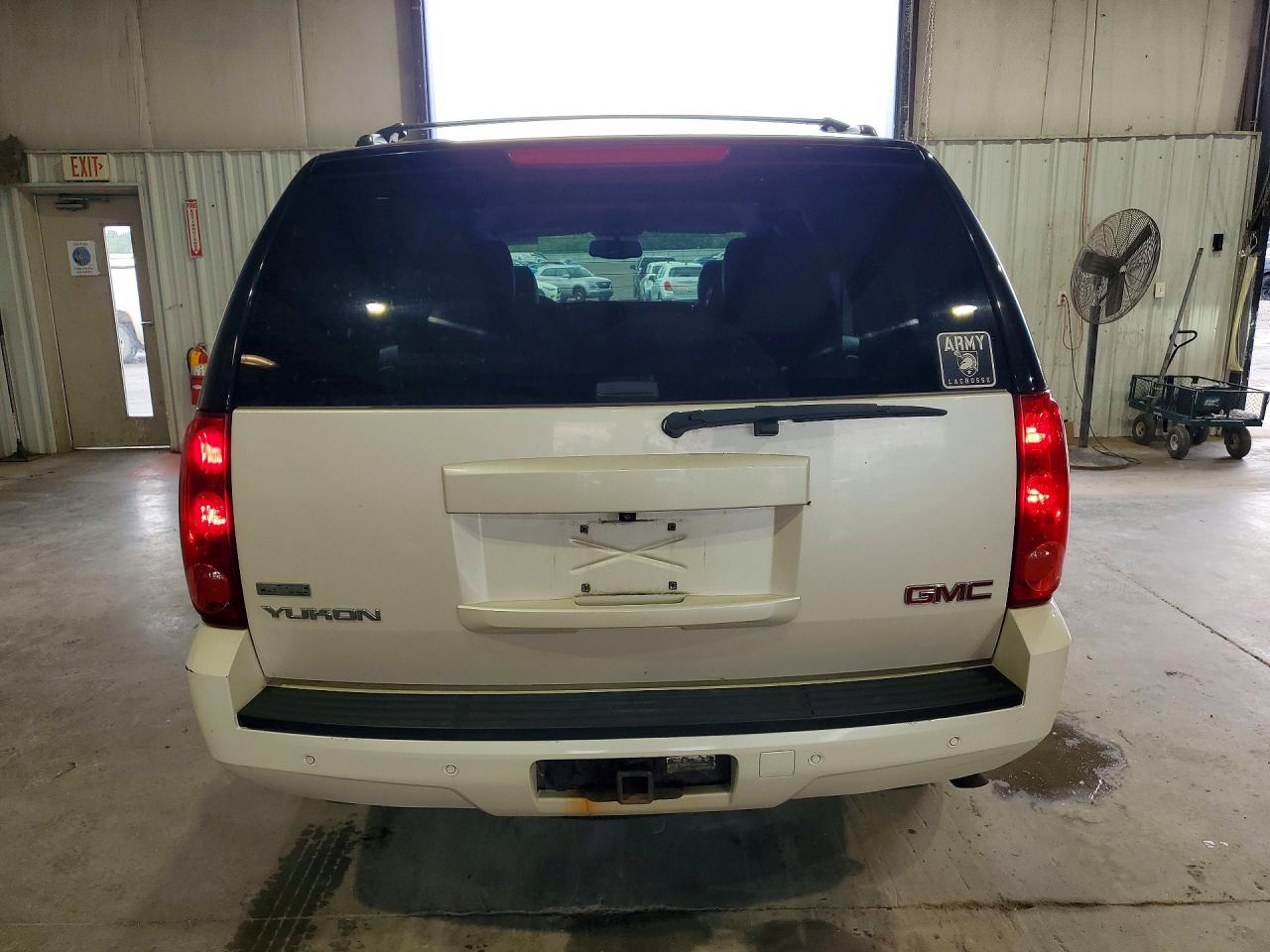 2012 GMC YUKON