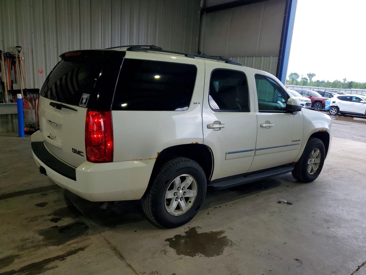 2012 GMC YUKON