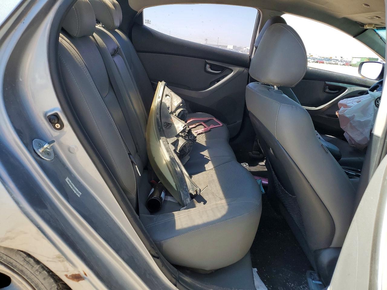 2015 HYUNDAI ELANTRA