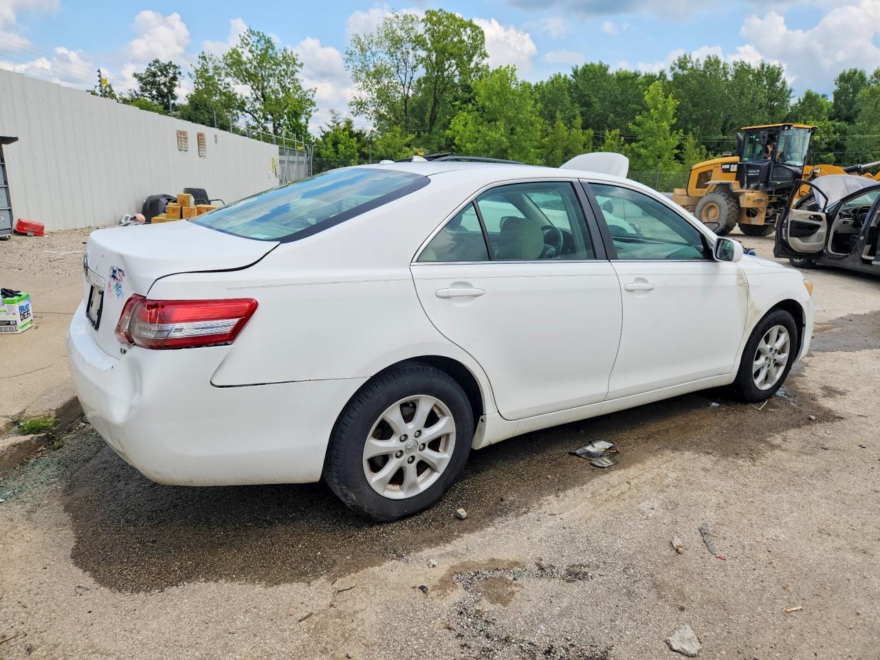 2010 TOYOTA CAMRY