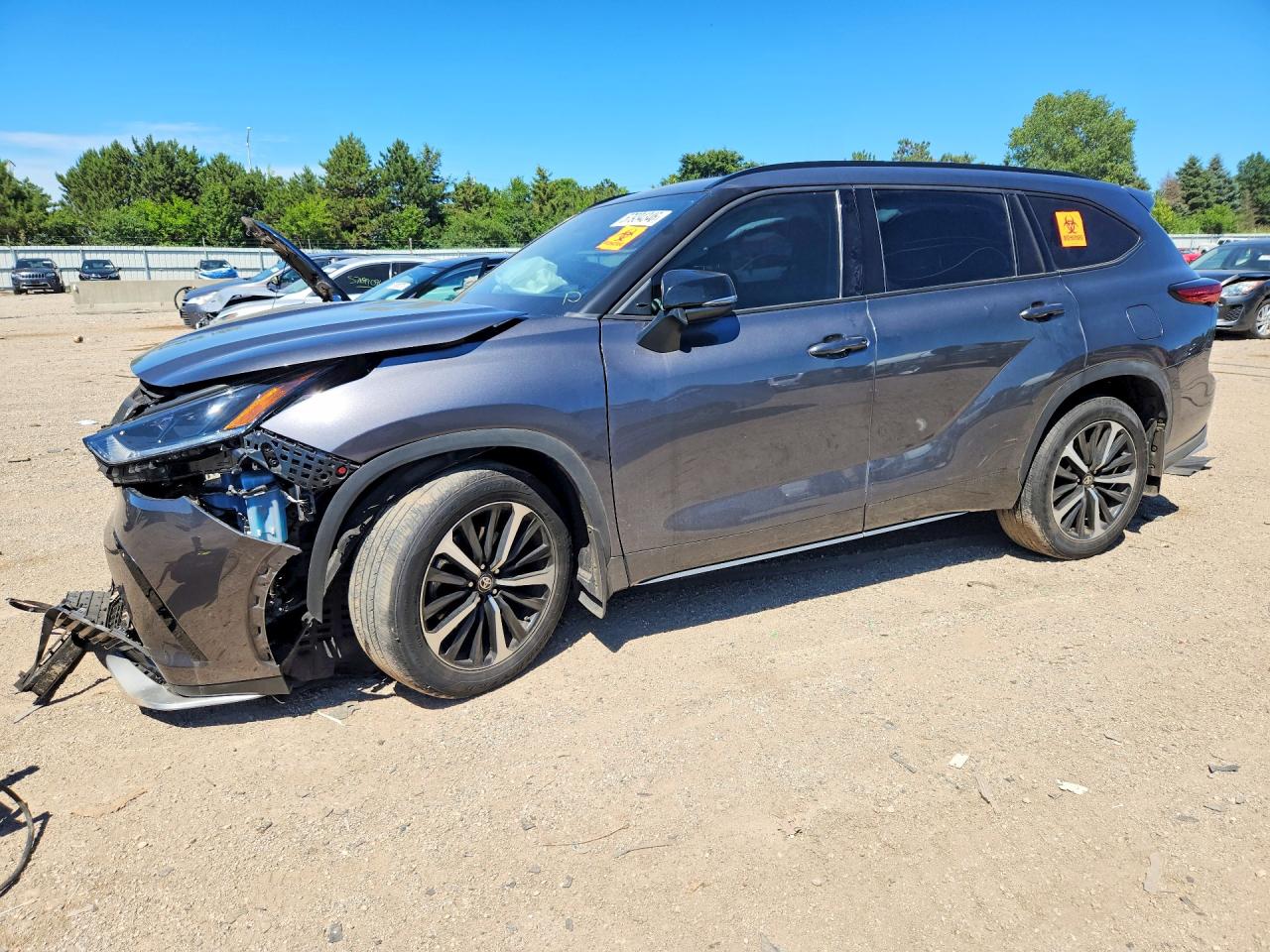 2022 TOYOTA HIGHLANDER