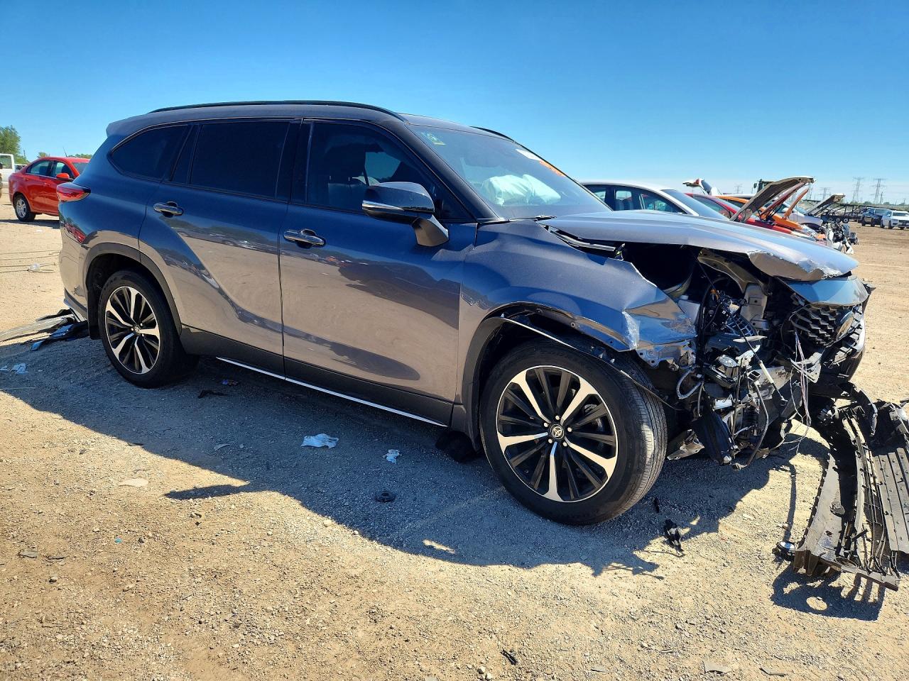 2022 TOYOTA HIGHLANDER