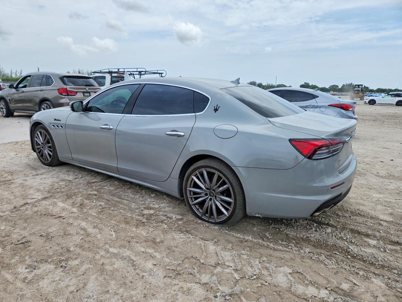 2022 MASERATI QUATTROPOR