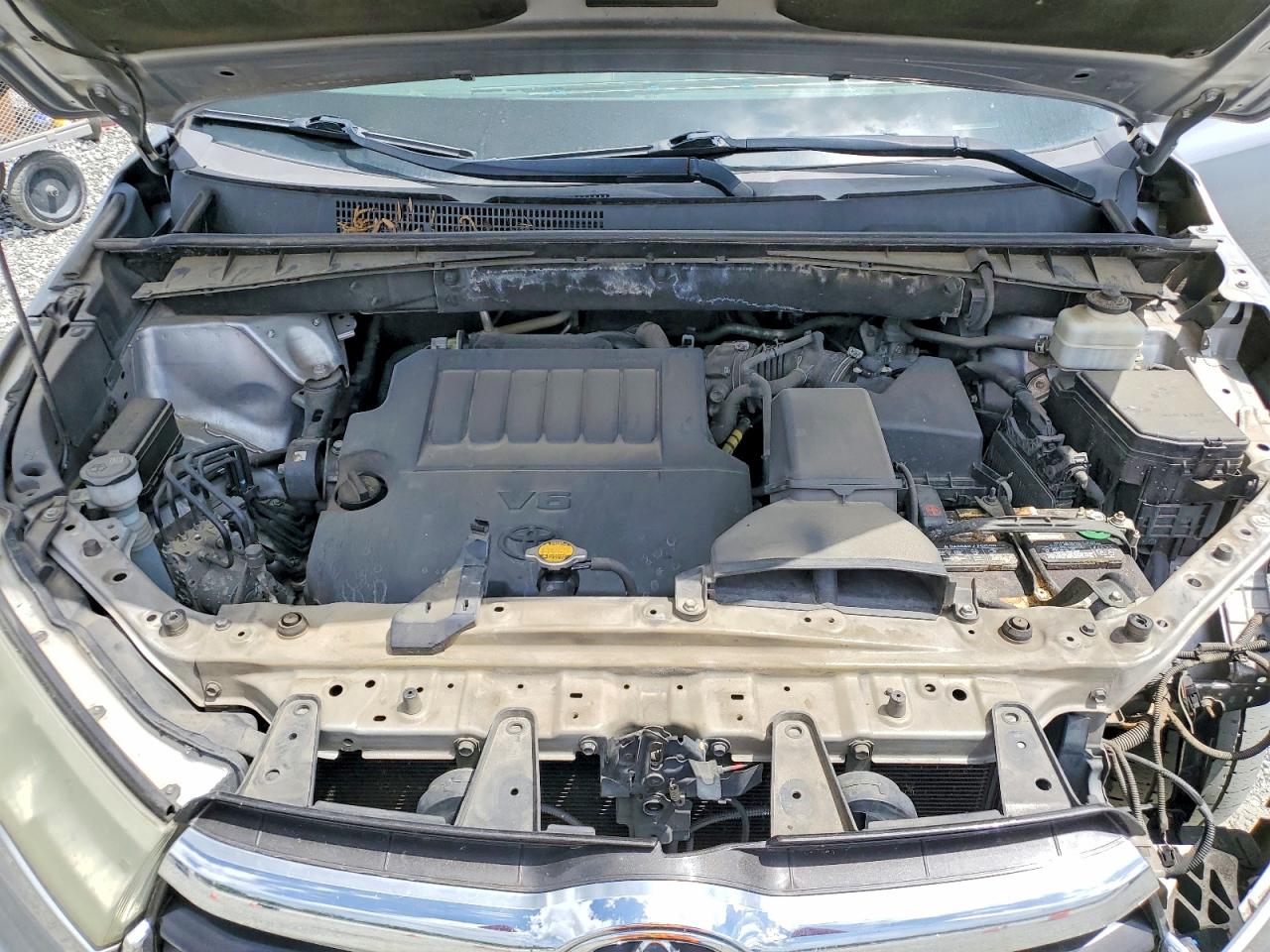 2014 TOYOTA HIGHLANDER