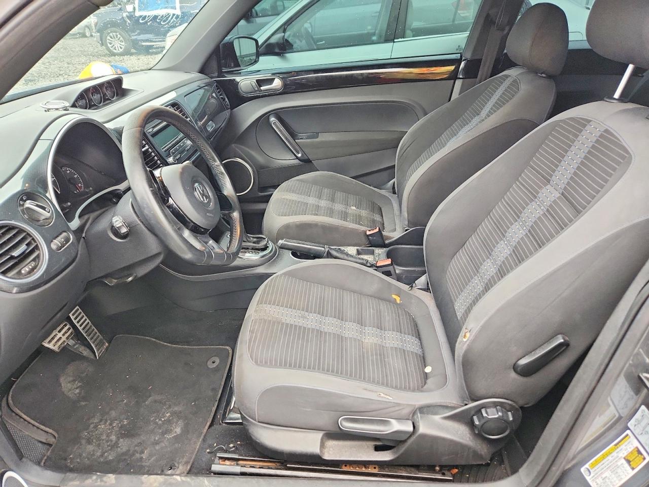 2012 VOLKSWAGEN BEETLE