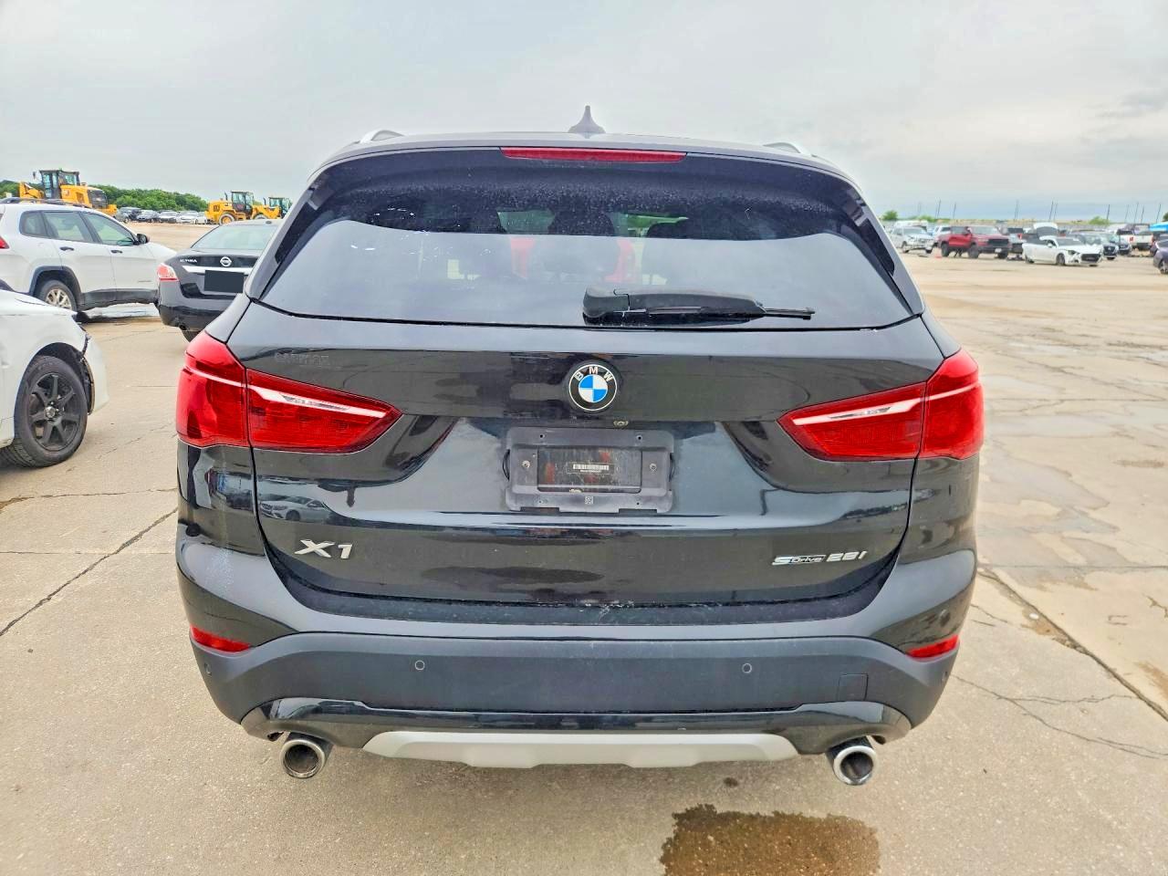 2021 BMW X1