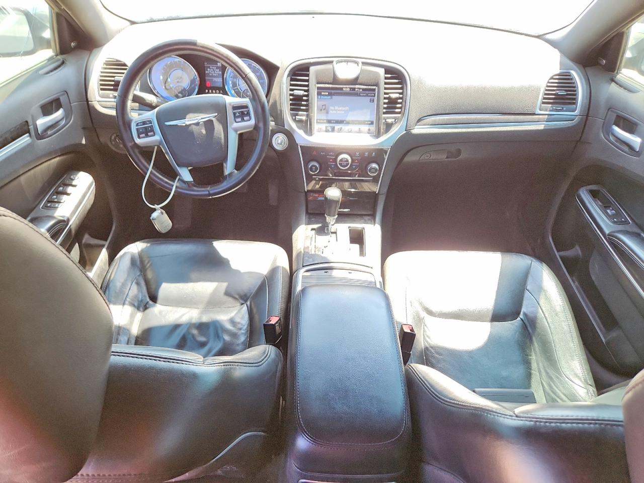 2011 CHRYSLER 300