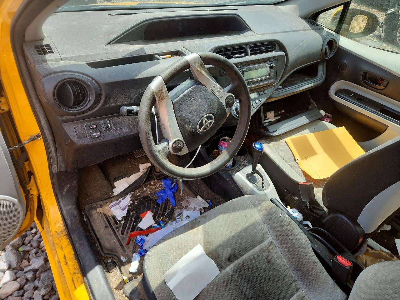 2014 TOYOTA PRIUS