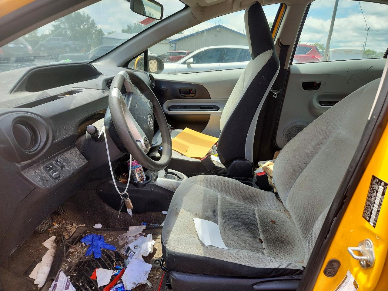 2014 TOYOTA PRIUS