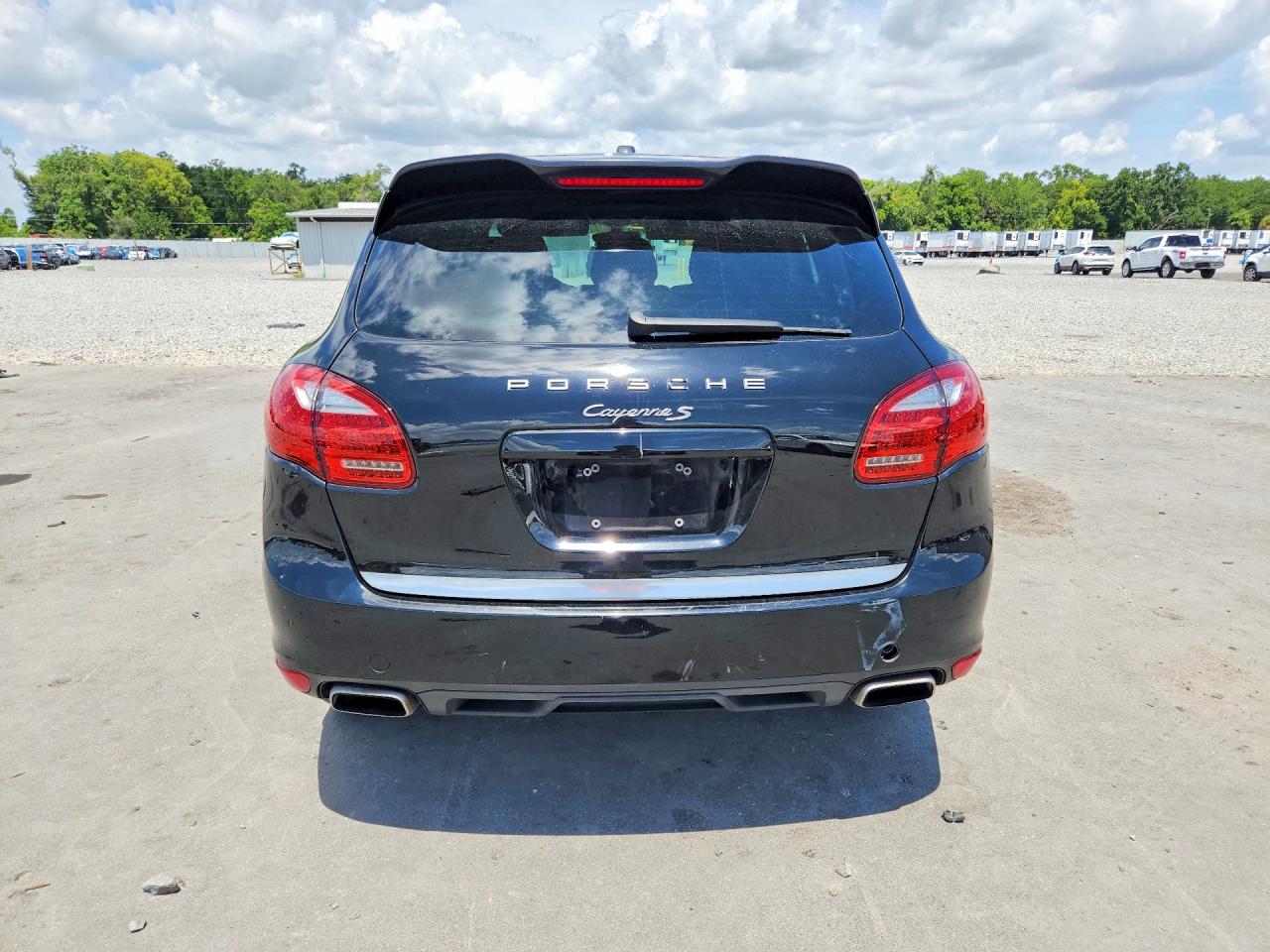 2012 PORSCHE CAYENNE