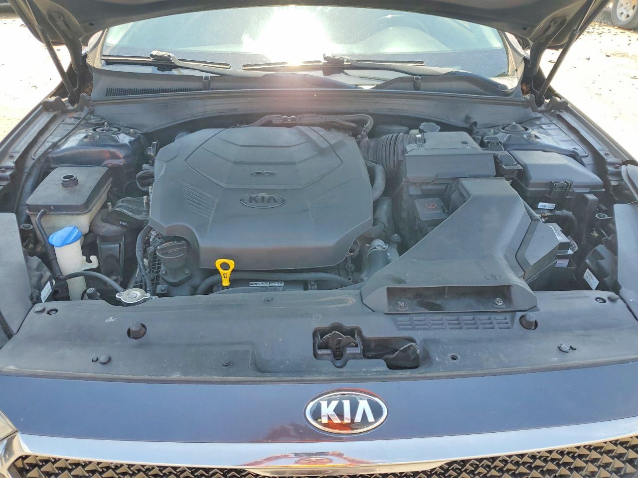 2017 KIA CADENZA