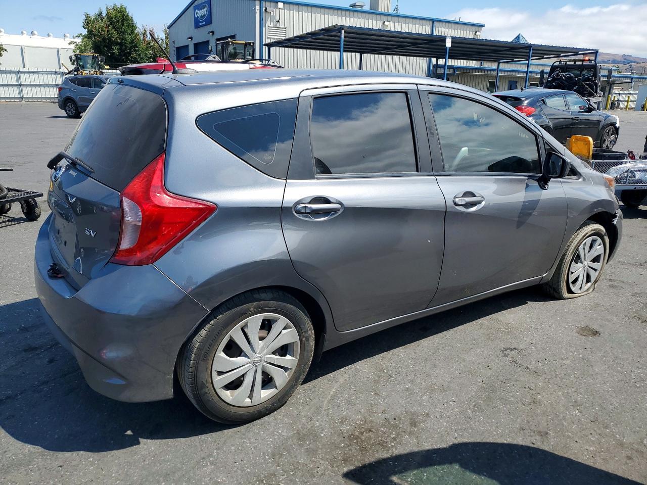 2017 NISSAN VERSA