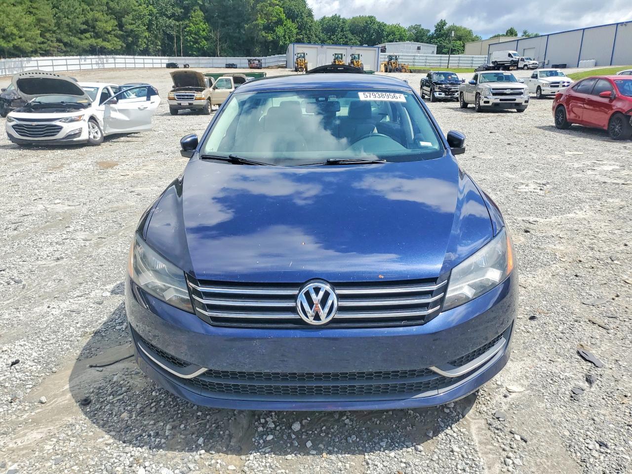 2014 VOLKSWAGEN PASSAT