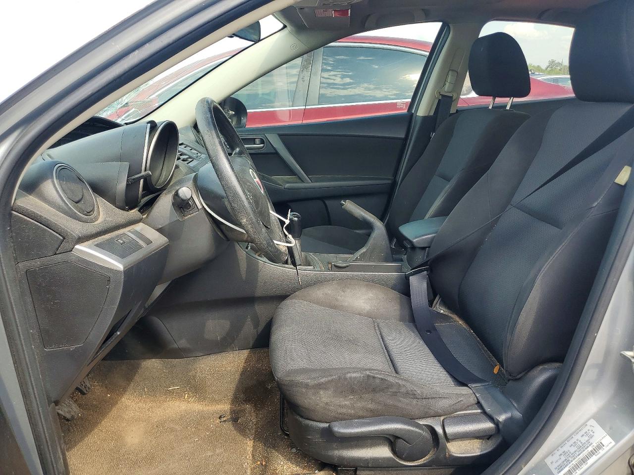 2011 MAZDA 3