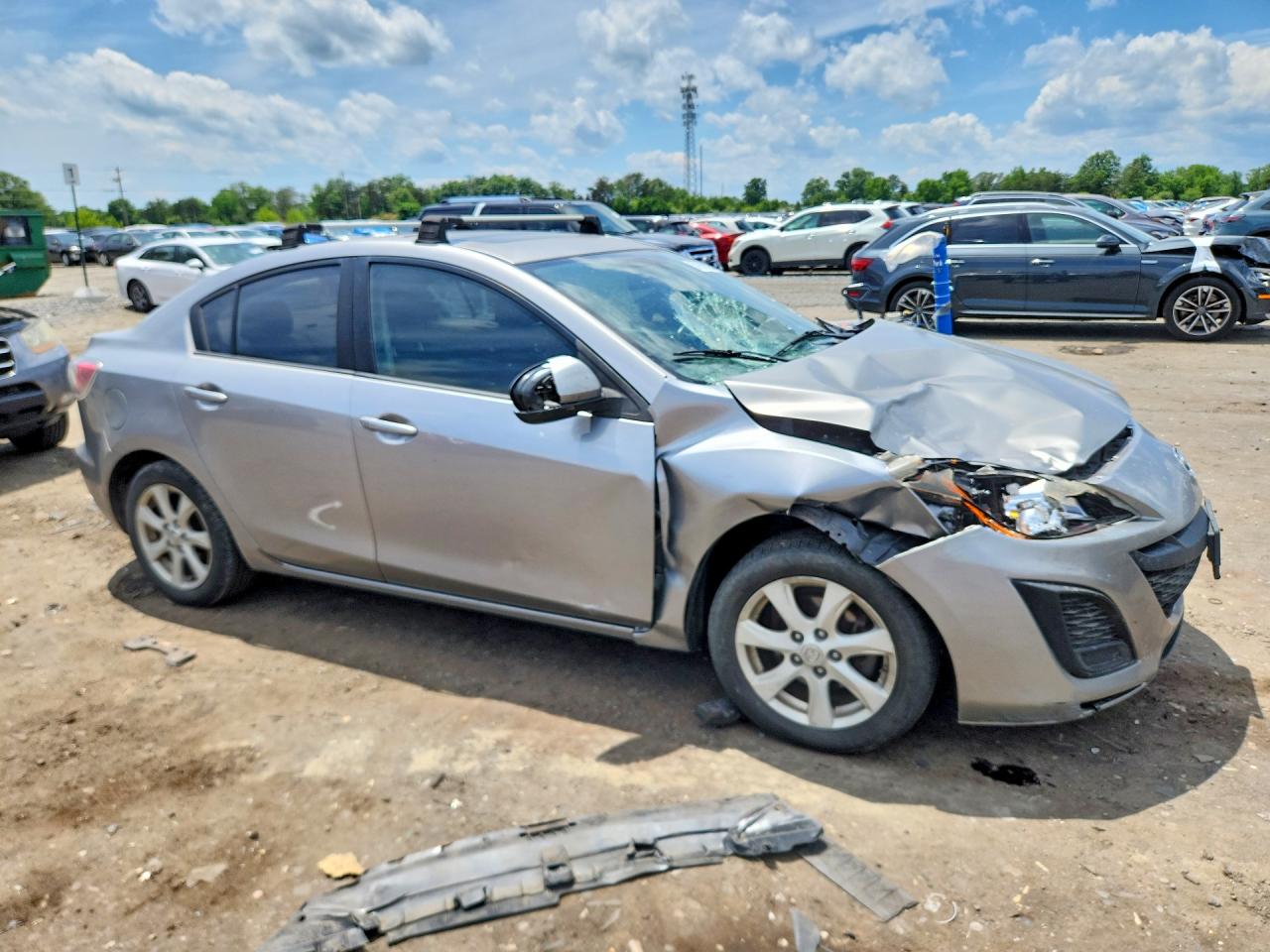 2011 MAZDA 3