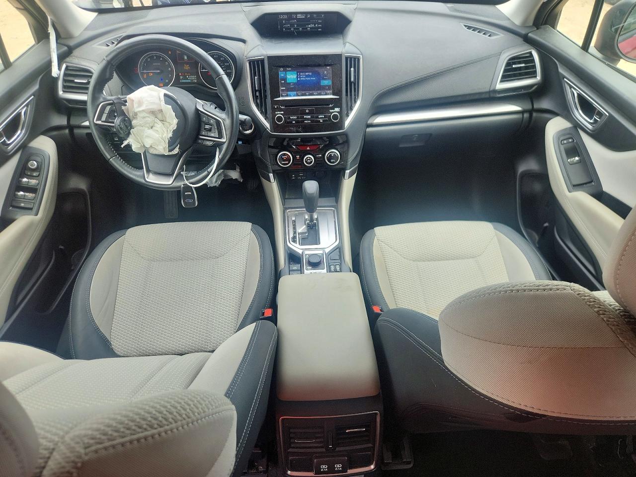 2019 SUBARU FORESTER