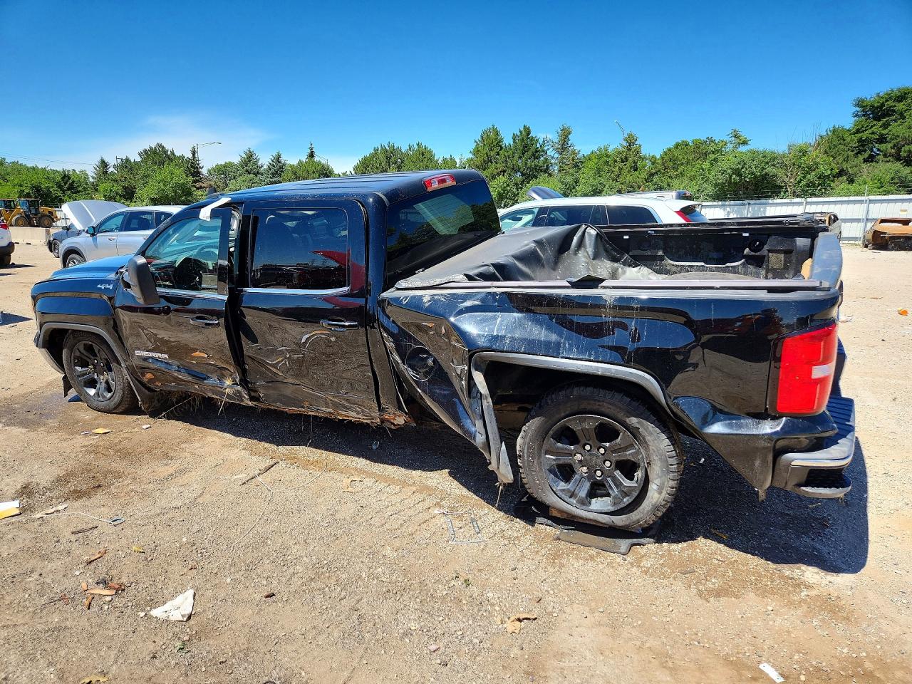 2015 GMC SIERRA