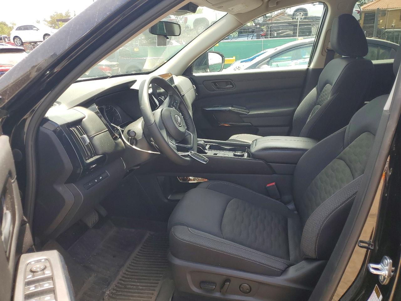 2025 NISSAN PATHFINDER