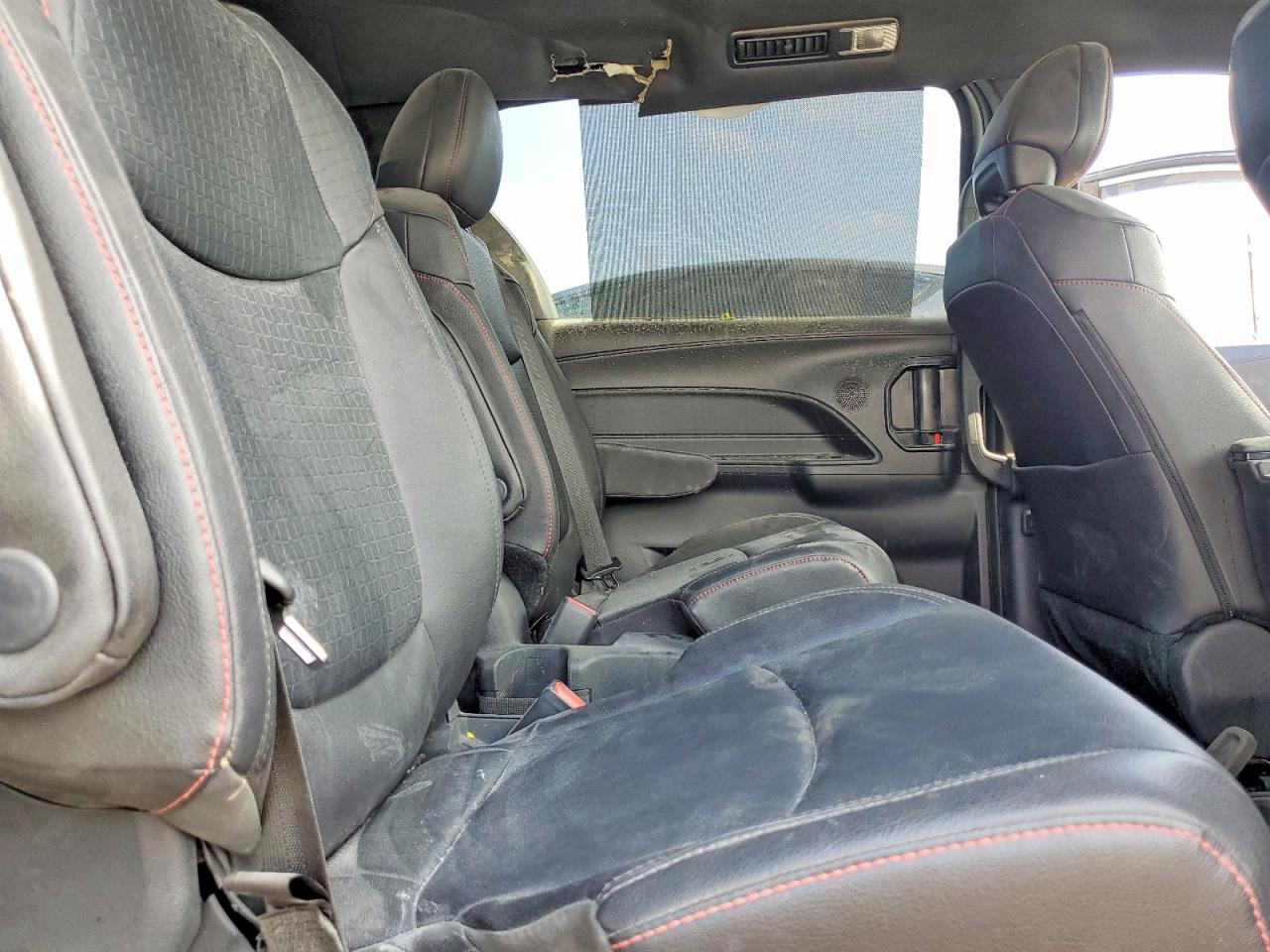 2025 TOYOTA SIENNA