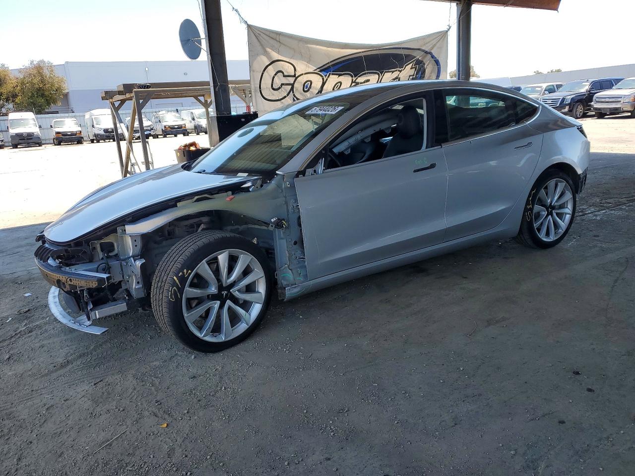 2018 TESLA MODEL 3
