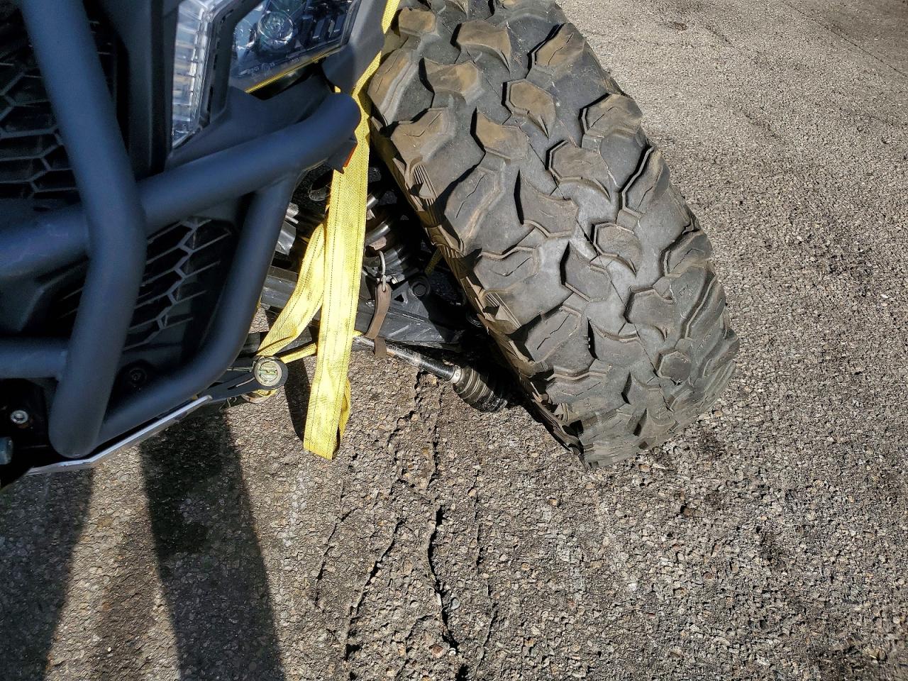 2023 CAN-AM SIDEBYSIDE