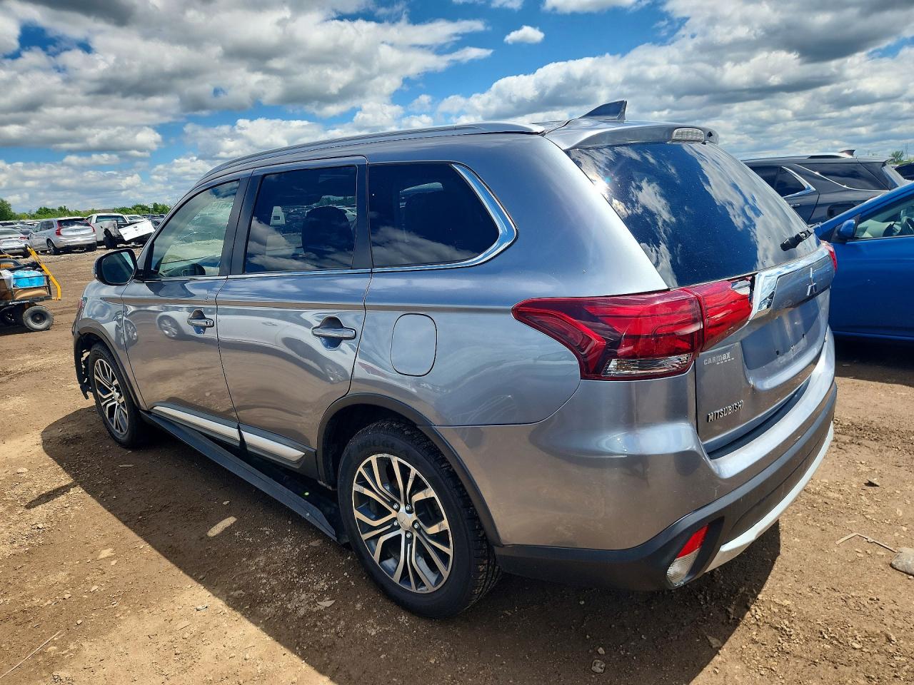 2017 MITSUBISHI OUTLANDER