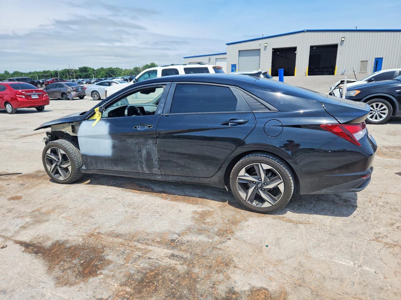 2023 HYUNDAI ELANTRA