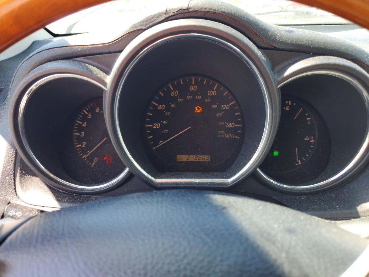 2005 LEXUS RX330