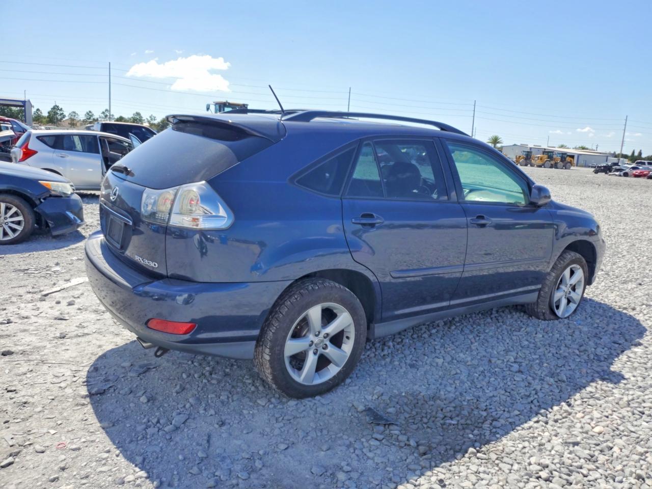 2005 LEXUS RX330