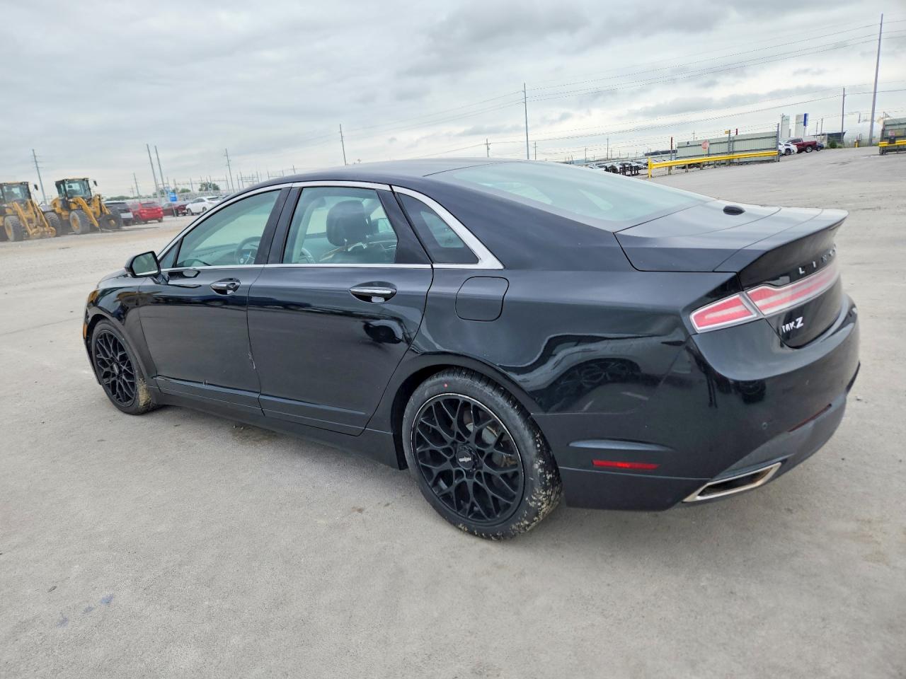 2016 LINCOLN MKZ