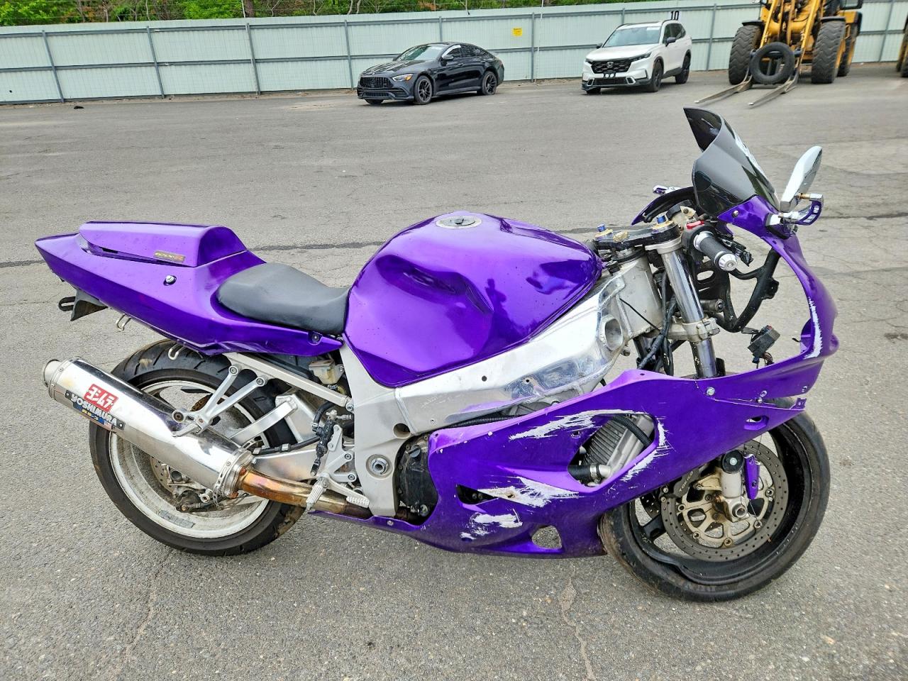2000 SUZUKI GSXR750