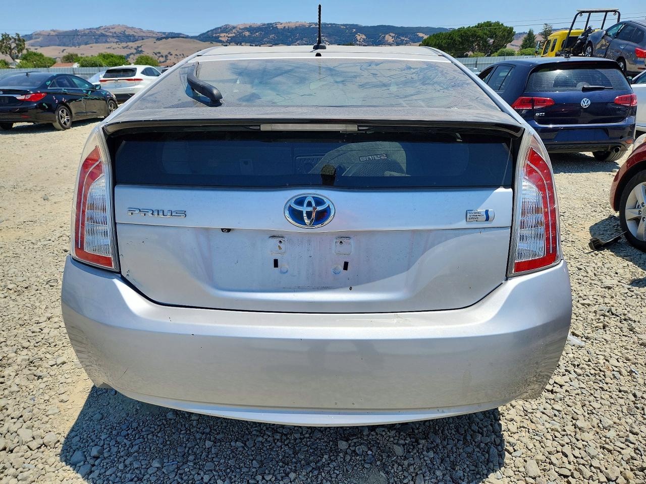 2015 TOYOTA PRIUS