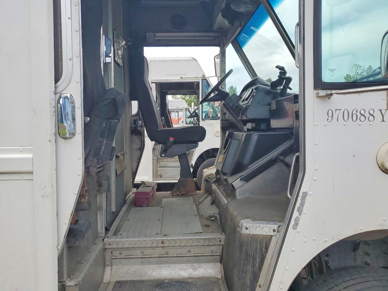 2005 FREIGHTLINER ALL OTHER