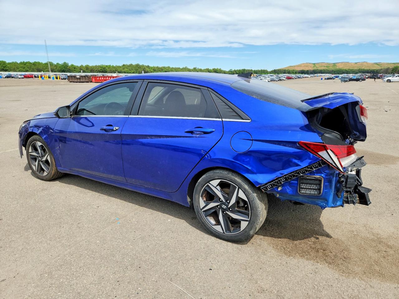 2023 HYUNDAI ELANTRA