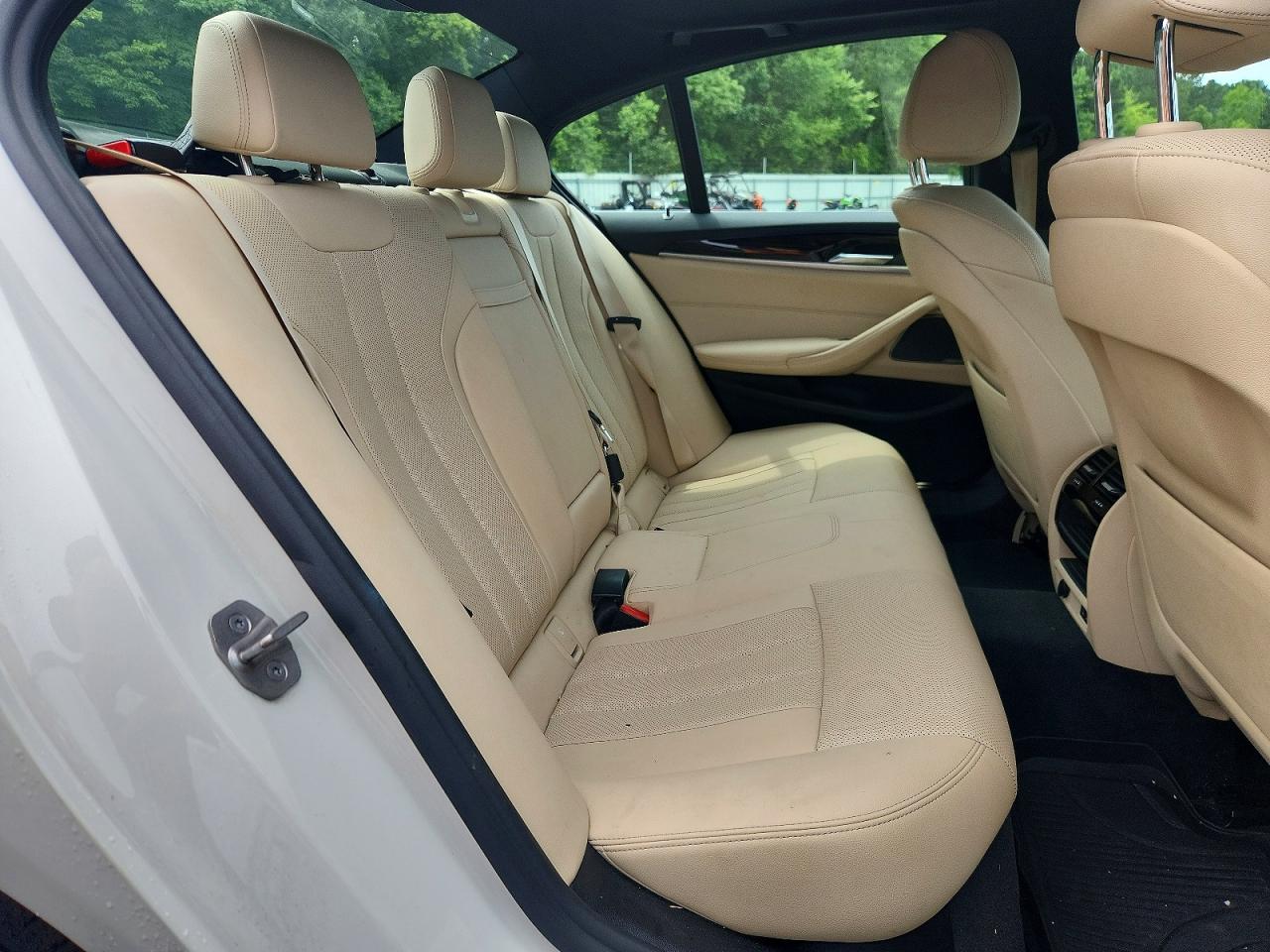 2022 BMW 5 SERIES