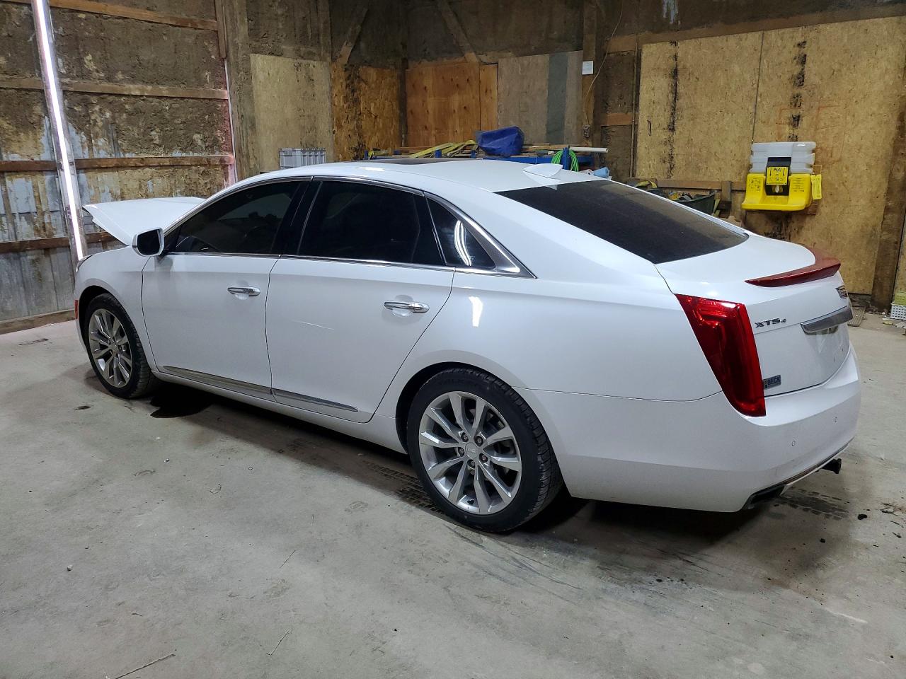 2016 CADILLAC XTS