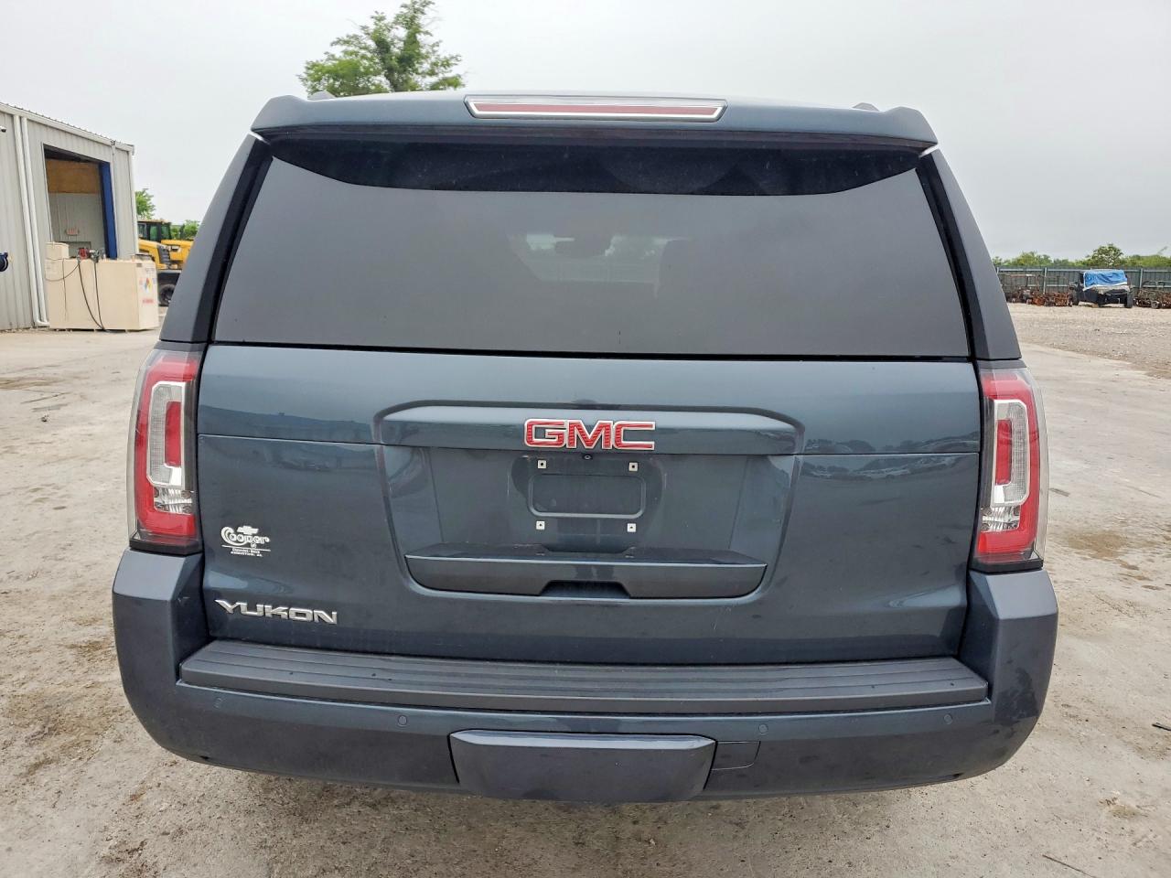 2019 GMC YUKON