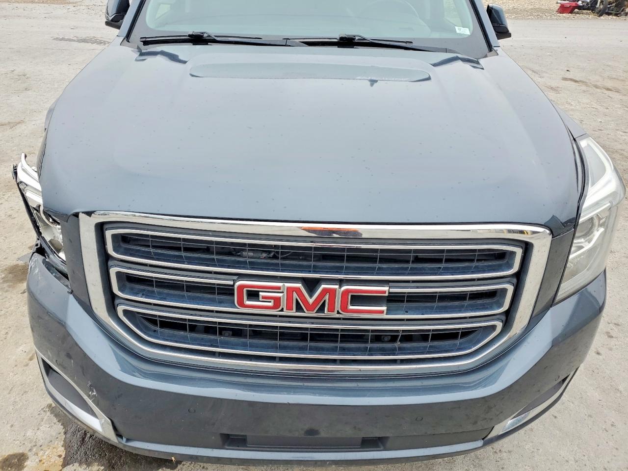 2019 GMC YUKON