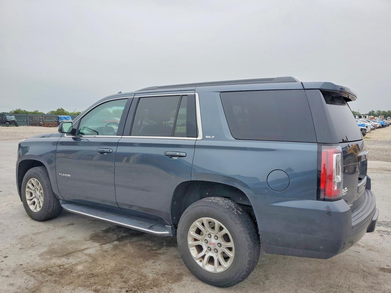 2019 GMC YUKON