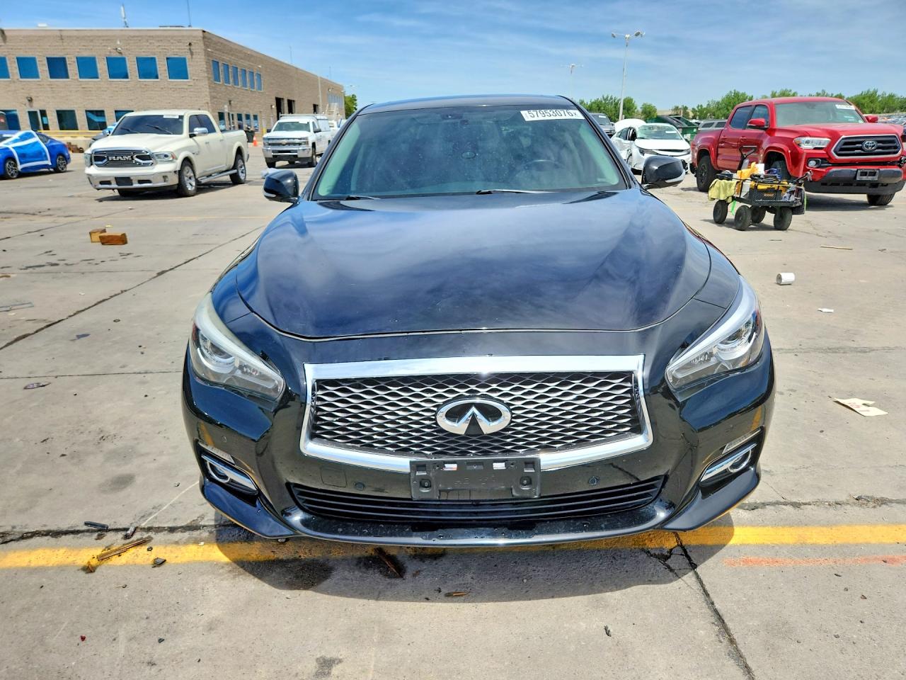 2015 INFINITI Q50