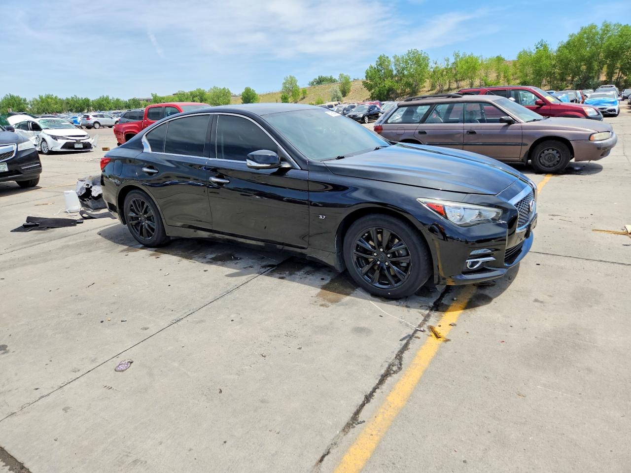 2015 INFINITI Q50