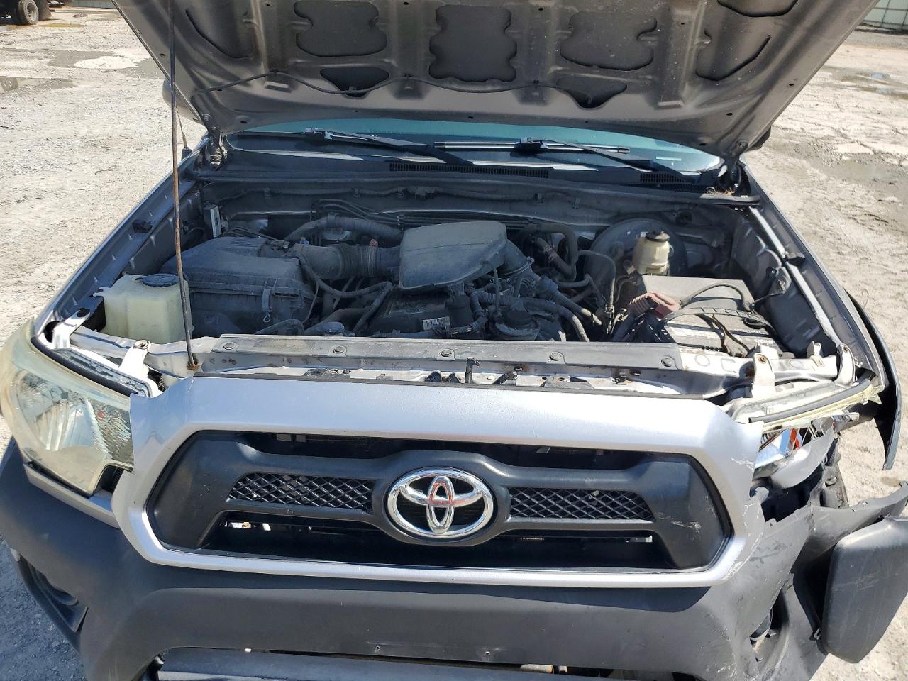 2014 TOYOTA TACOMA