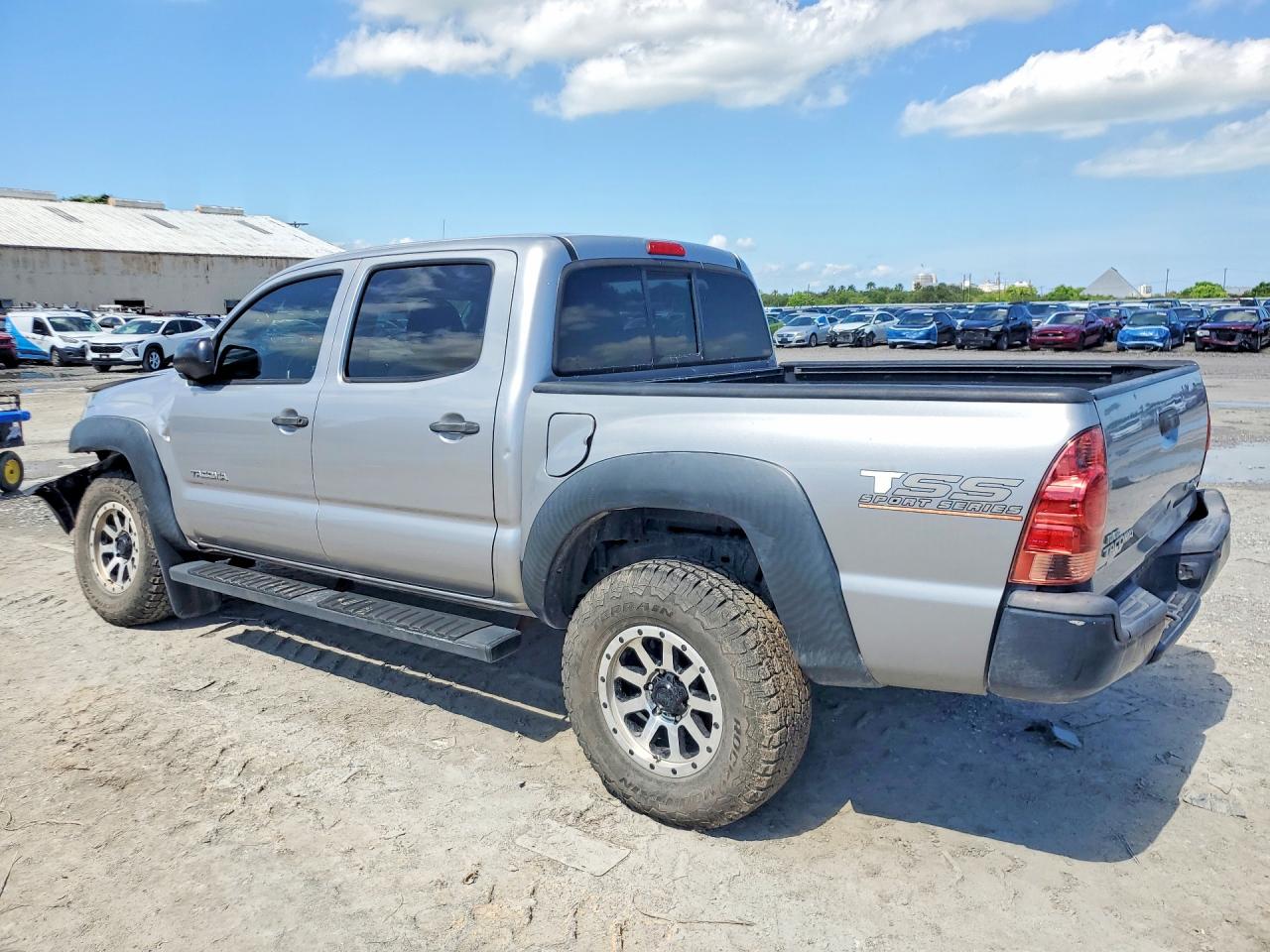 2014 TOYOTA TACOMA