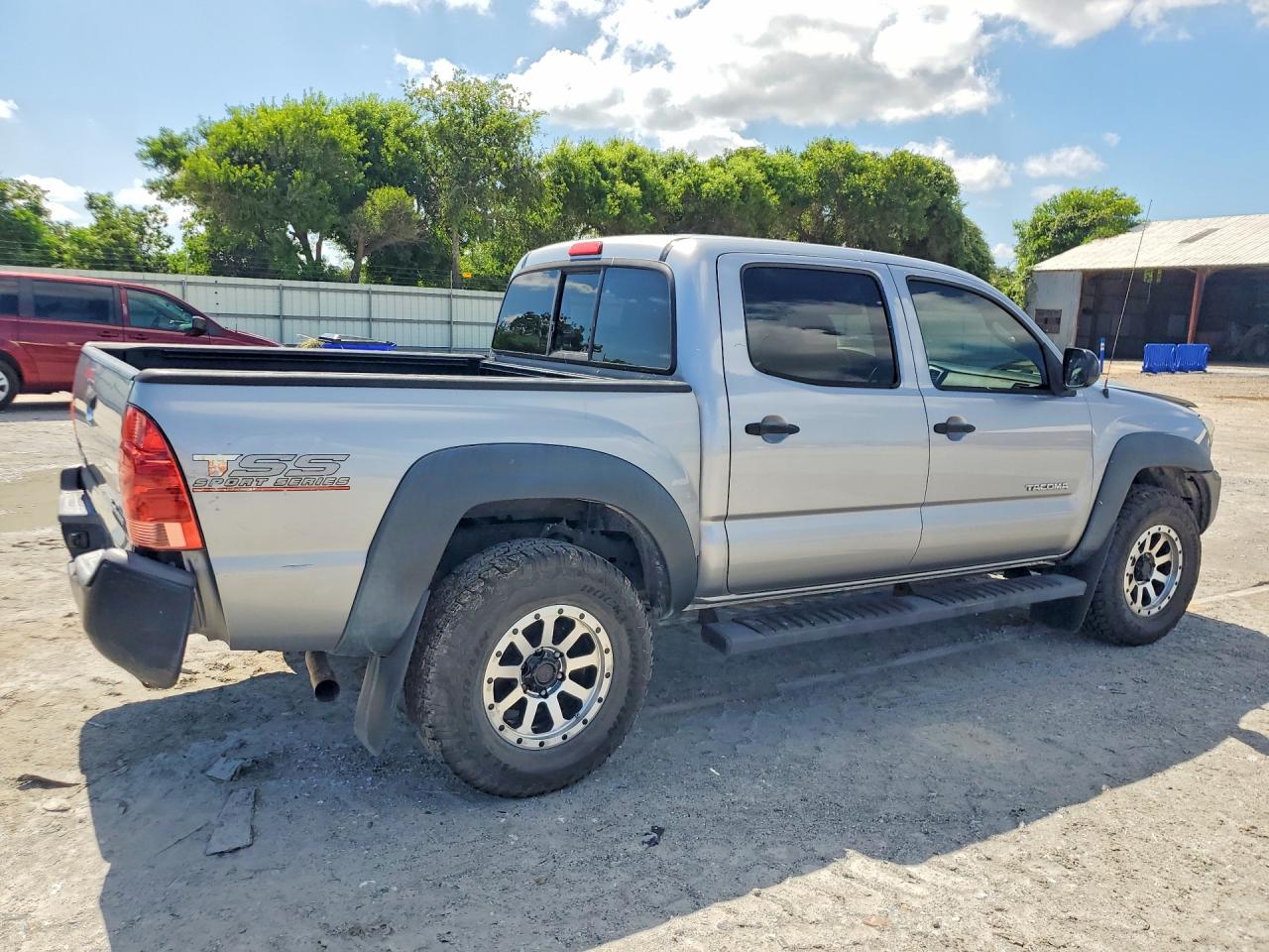 2014 TOYOTA TACOMA
