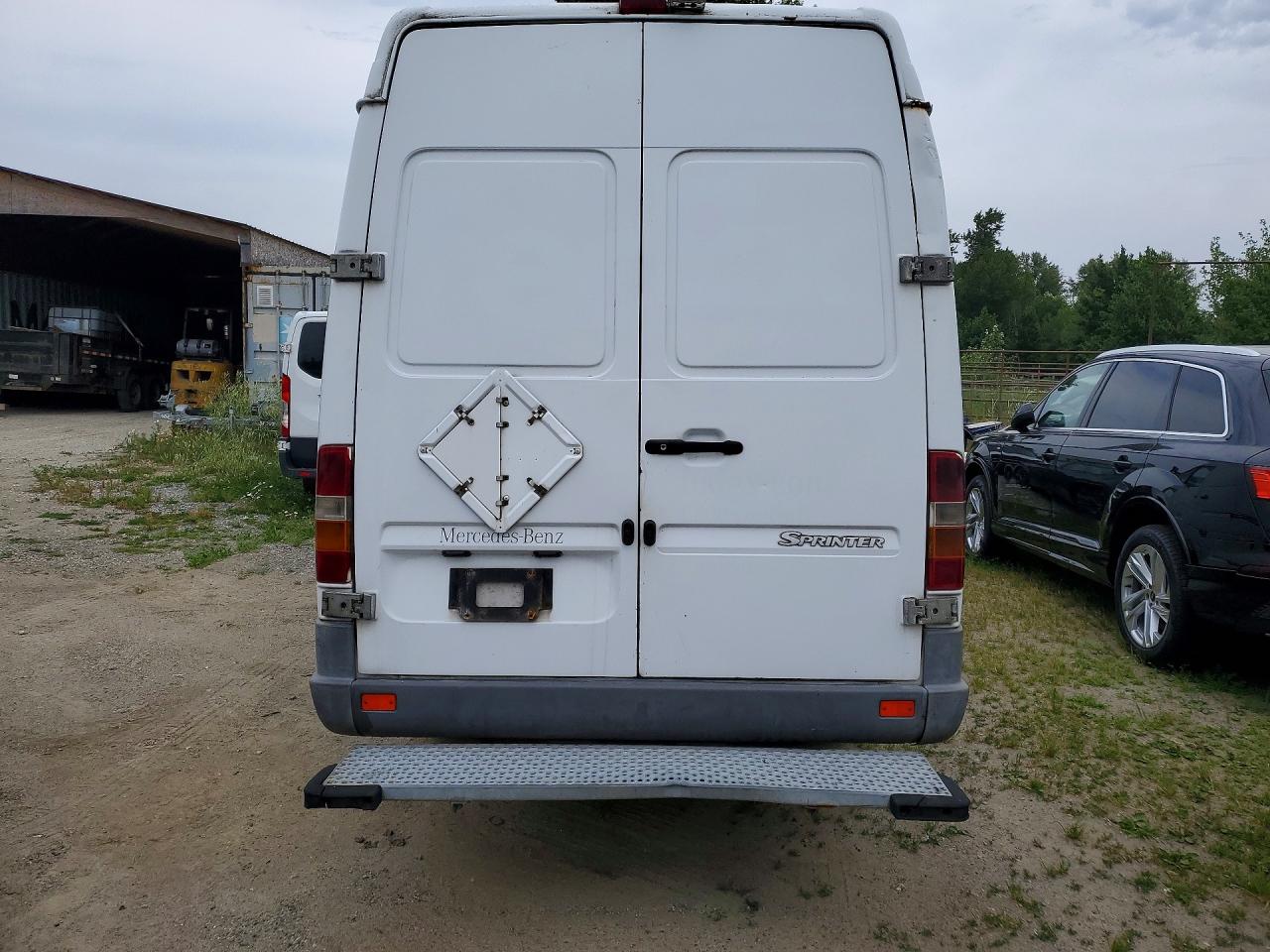 2003 MERCEDES-BENZ SPRINTER