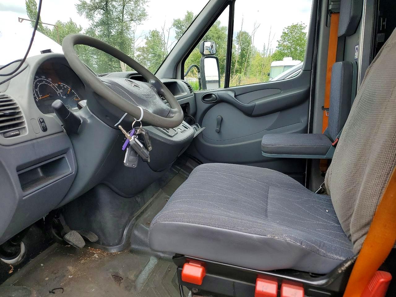 2003 MERCEDES-BENZ SPRINTER